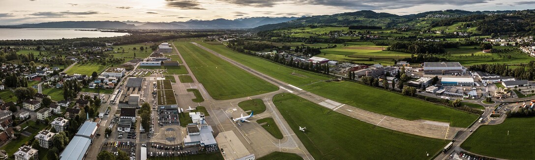 Flughafen St.Gallen-Altenrhein.jpg
